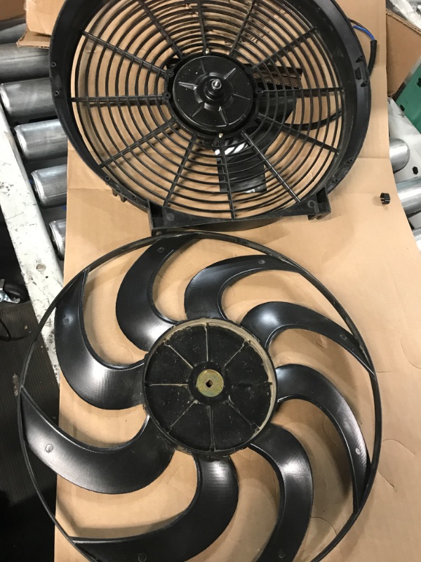 Photo 2 of Spal 30103202 12" Curved Blade Puller Fan