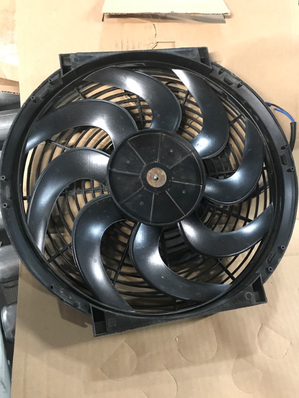 Photo 3 of Spal 30103202 12" Curved Blade Puller Fan