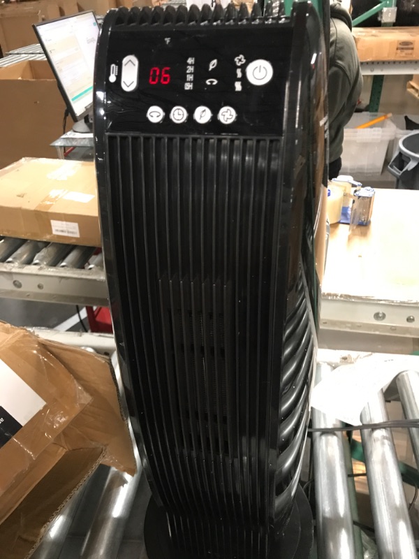 Photo 3 of **SEE NOTES**'
Amazon Basics Digital Tower Heater Black 23 Inch