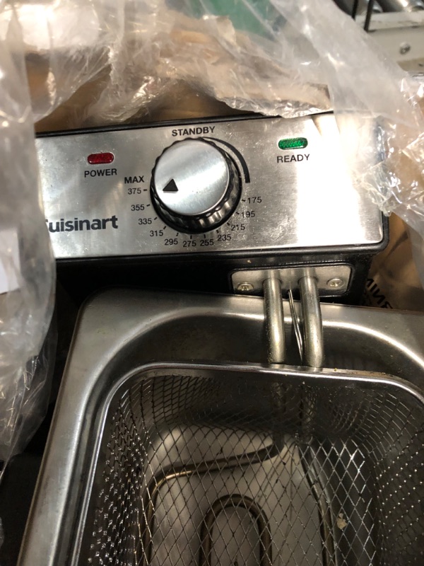 Photo 3 of ***PARTS ONLY NON REFUNDABLE****
Cuisinart CDF-130 Deep Fryer, 2 Quart, Stainless Steel 2-Quart ITEM DOES NOT WORK