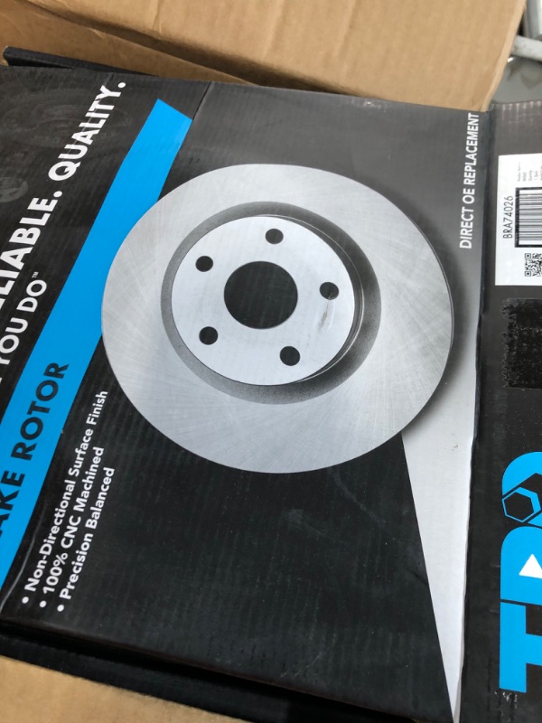 Photo 3 of TRQ Rear Disc Brake Rotor Pair Set for 2003-2011 Ford Crown Victoria / 2003-2011 Mercury Grand Marquis / 2003-2004 Mercury Marauder Factory Replacement