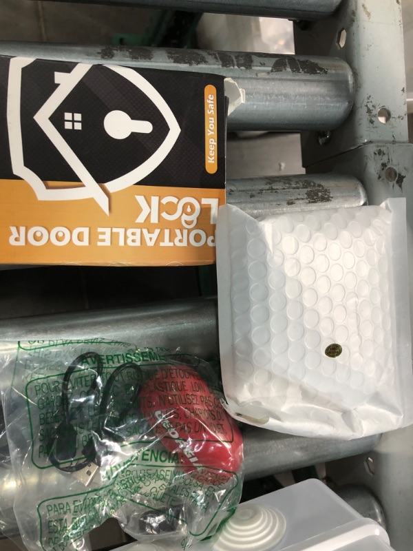 Photo 1 of ****NON REFUNDABLE****
ASSORTED BUNDLE OF ITEMS