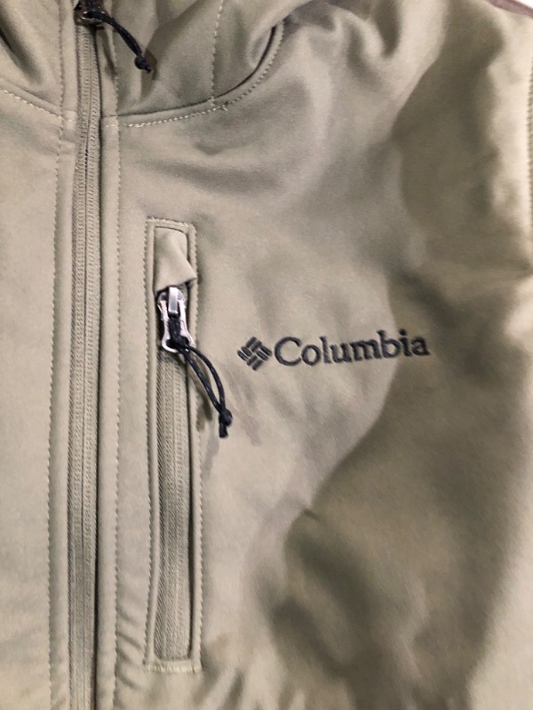 Photo 2 of Columbia Men's Ascender™ Comfort Stretch Water-Resistant Hooded Softshell Jacket