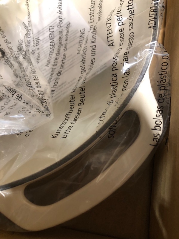 Photo 4 of (READ NOTES) Amazon Basics Enameled Cast Iron Dutch Oven, 7.5-Quart, White & Enameled Cast Iron Covered Casserole Skillet, 3.3-Quart, White