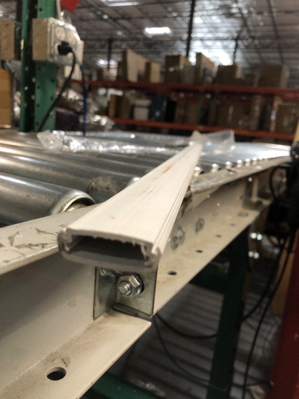 Photo 1 of Wiremold 5' Wire Channel Nmw1