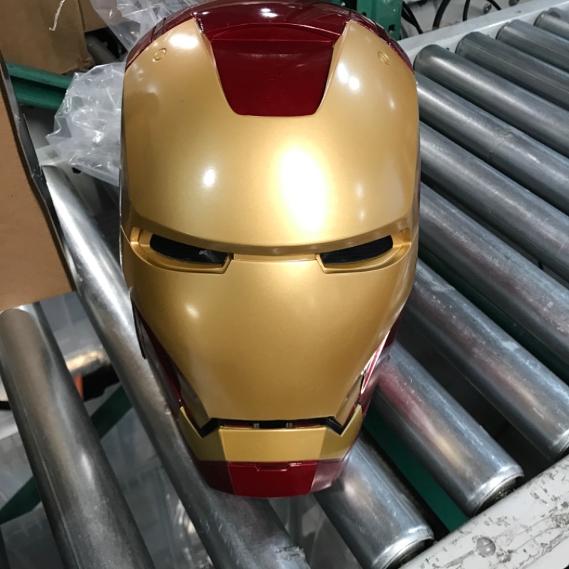Photo 1 of Avengers Marvel Legends Iron Man Electronic Helmet - Multicolor Characters