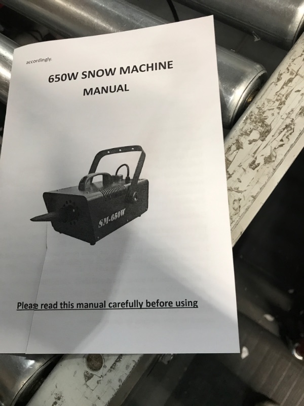 Photo 5 of * single item * see all images * 
Retisee Snow Machine 650W Wired Snow Making Machine 