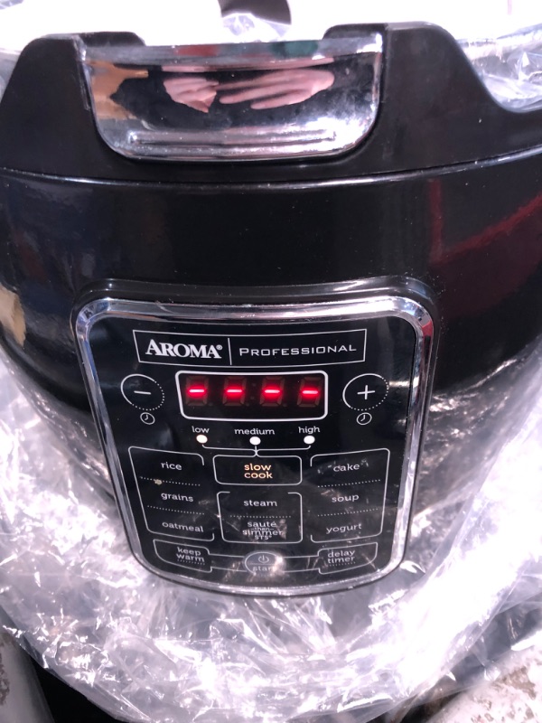 Photo 8 of **LATCH BROKEN** Aroma Professional ARC-1230B 10 Cup Uncooked/20 Cup Cooked, Black
