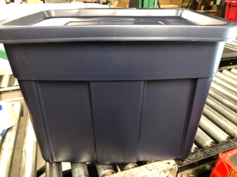 Photo 2 of **LID WON'T LATCH** Roughneck Storage Tote, 18-Gallons