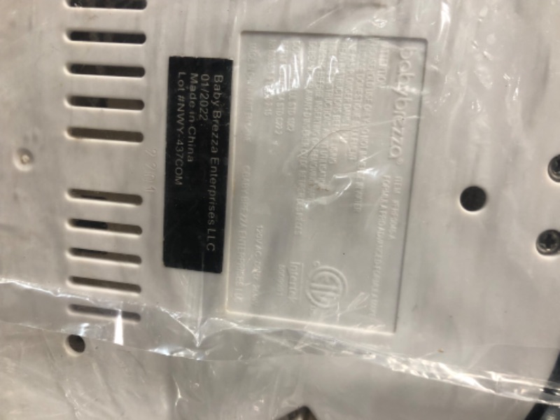 Photo 1 of **USED, DIRTY** New and Improved Baby Brezza Formula Pro Advanced Formula Dispenser Machine - 