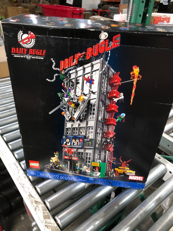 Photo 3 of **SEE NOTES**
LEGO Super Heroes Marvel Daily Bugle 76178 Building Set