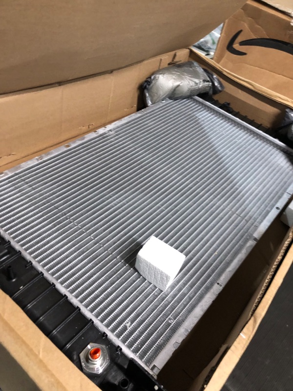 Photo 4 of DWVO Radiator Compatible with Chevy GMC Suburban Yukon Tahoe Pickup Escalade C1500 C2500 C3500 