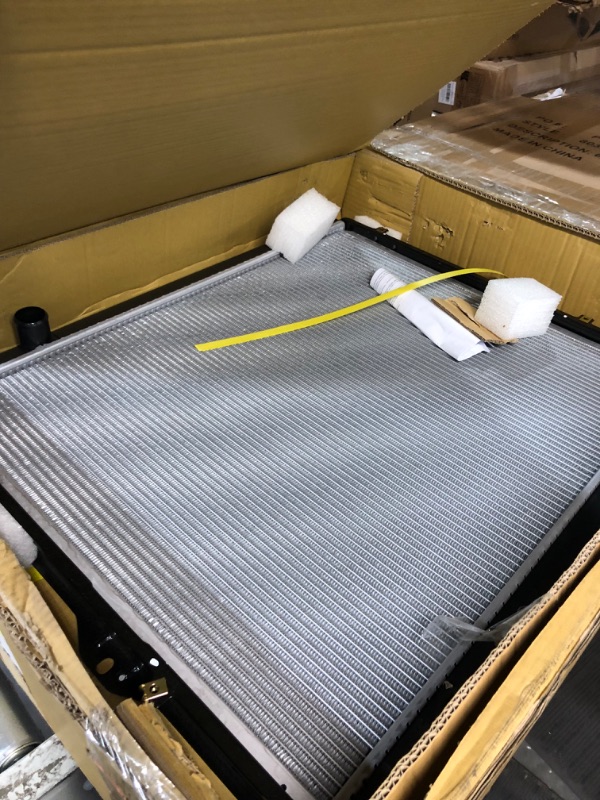 Photo 1 of Denso 221-0517 Radiator