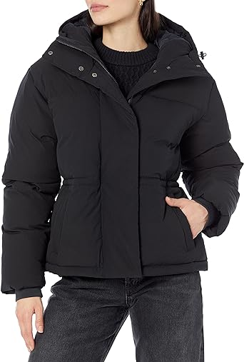 Photo 1 of Amazon Essentials Women's Short Waisted Puffer Jacket L