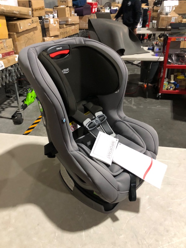 Photo 2 of ***USED - NO PACKAGING***
Britax Emblem 3-Stage Convertible Car Seat, Slate Safewash , 21x18.25x26 Inch (Pack of 1) Safewash Slate