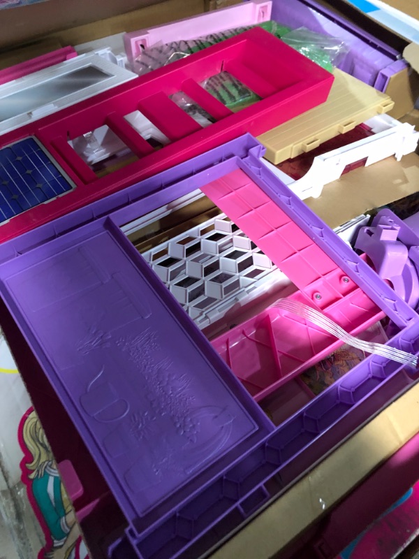 Photo 4 of Barbie Dreamhouse, Doll House Playset 