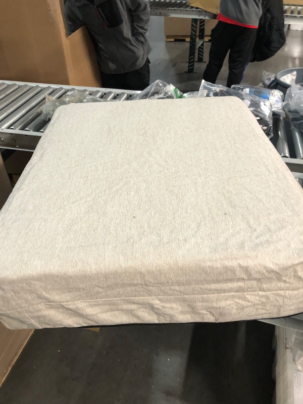 Photo 3 of * used item * not in packaging * see images * 
H.VERSAILTEX Super Stretch Individual Seat Cushion ONLY COMES WITH 1 32x28"