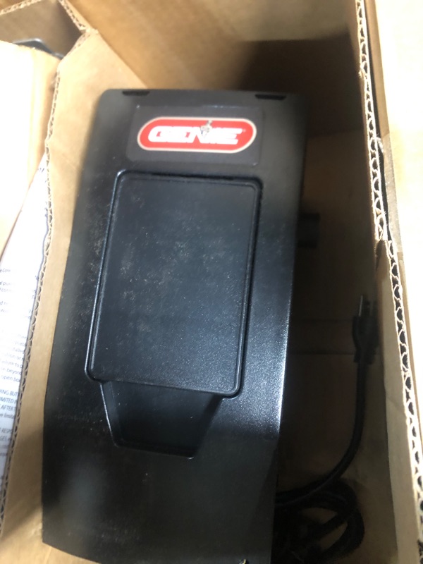 Photo 3 of ***USED - UNABLE TO TEST - DIRTY - POSSIBLY MISSING PARTS***
Genie 6072H-O Residential Wall Mounted Garage Door Opener