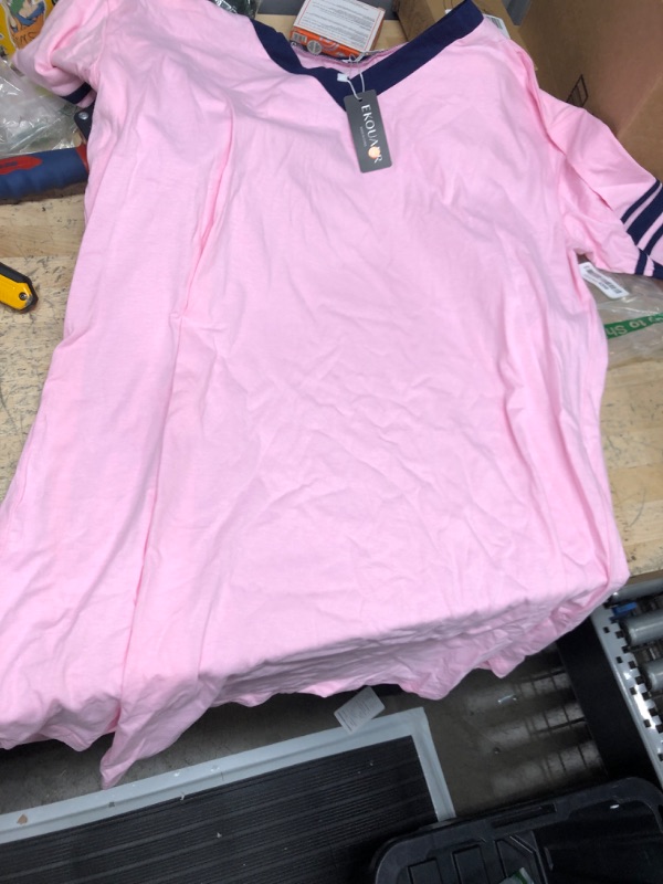 Photo 1 of LARGE PINK WOMENS PAJAMAS