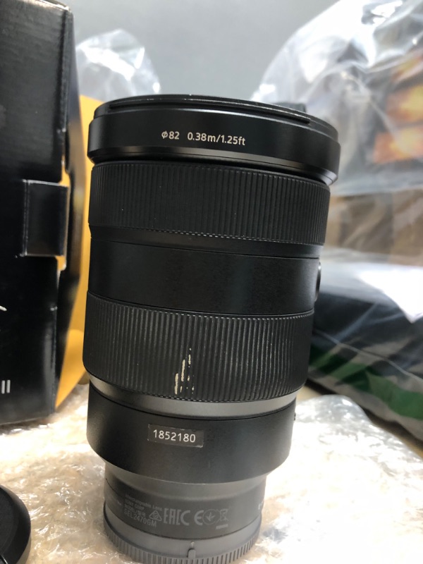 Photo 4 of FE 24-70mm F2.8 GM I Full-frame constant-aperture standard zoom G Master lens