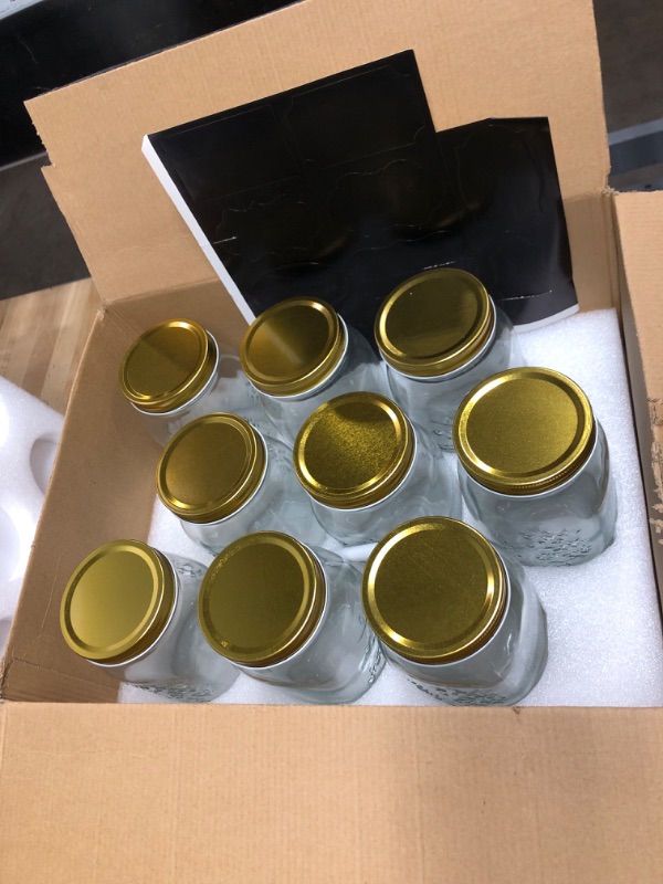 Photo 1 of 32 oz Glass Jars With Lids