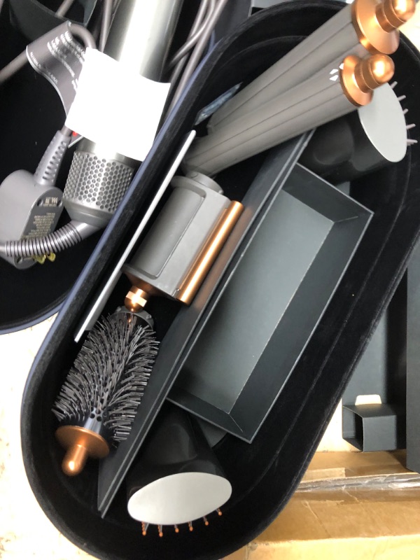 Photo 3 of **TESTED AND FUNCTIONAL**
Dyson Airwrap™ Multi-styler Complete Long, Nickel/Copper