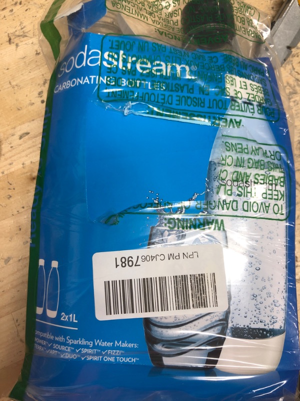 Photo 2 of **missing one cap**
SodaStream Black 1L Slim Carbonating Bottles Twin Pack, Pack of 2 SLIM Carbonating Bottles Black 1L Pack Of 2