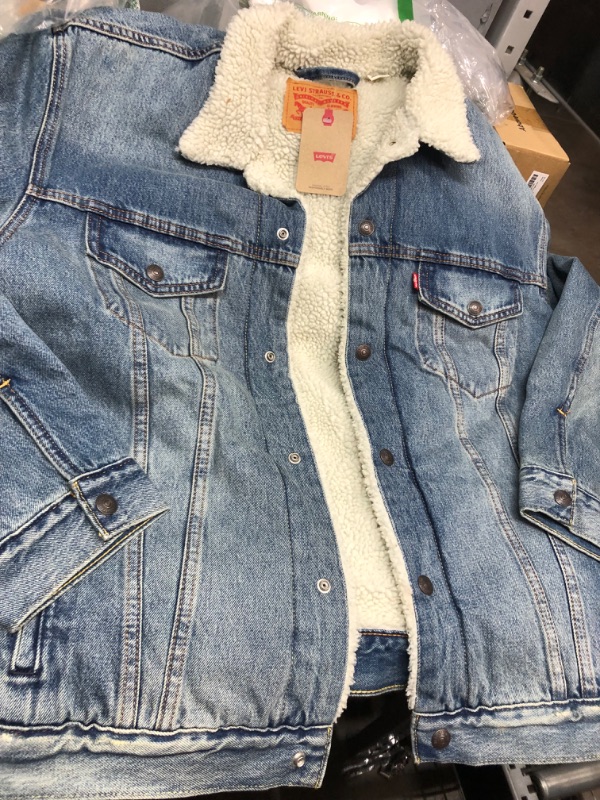 Photo 1 of Men's Levi's® Sherpa-Lined Trucker Jacket