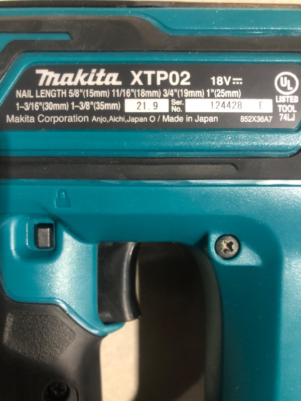 Photo 3 of **NONREFUNDABLE - SEE NOTES***
18-Volt LXT Lithium-Ion 23-Gauge Cordless Pin Nailer (Tool-Only)