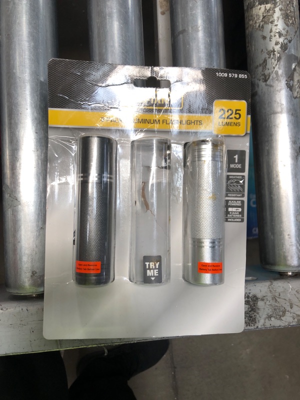 Photo 2 of 225 Lumens Aluminum Flashlight (3-Pack)
