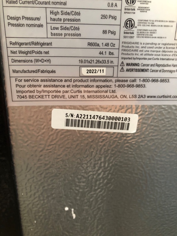 Photo 5 of ***NOT FUNCTIONAL - FOR PARTS - NONREFUNDABLE - SEE NOTES***
Frigidaire 3.2 cu. ft. 2 Door Retro Mini Fridge in Black