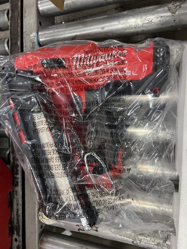 Photo 1 of **MISSING BATTERY**
Milwaukee  2745-20 M18 FUEL™ 30 Degree Framing Nailer, Bare Tool
