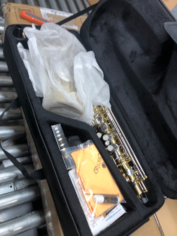 Photo 2 of Mendini By Cecilio Eb Alto Saxophone - Case, Tuner, Mouthpiece, 10 Reeds, Pocketbook - Gold & Nickel E Flat Musical Instruments