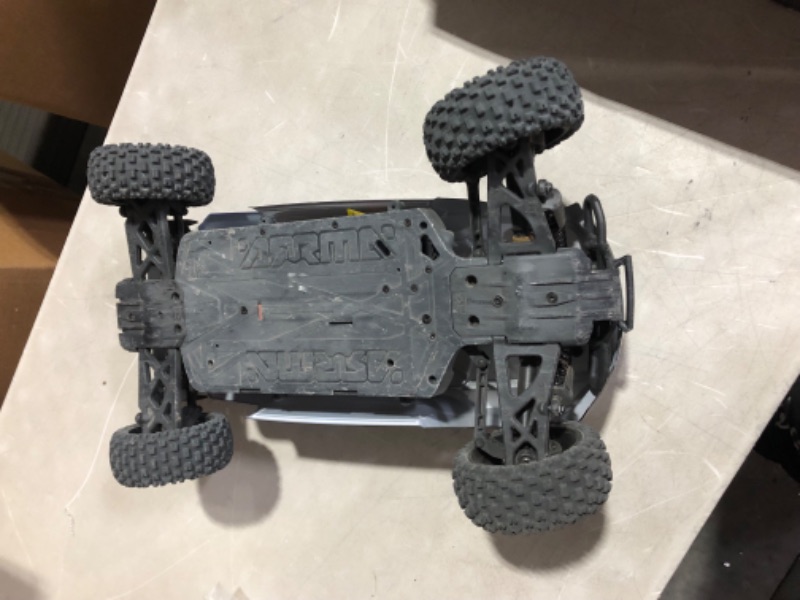 Photo 3 of **SEE PICTURES** 
***USED - NO BATTERIES/TRANSMITTER - UNABLE TO TEST - DIRTY***
ARRMA RC Truck 1/10 KRATON 4X4 4S V2 BLX Speed Monster Truck RTR (Batteries and Charger Not Included), Blue, ARA4408V2T2