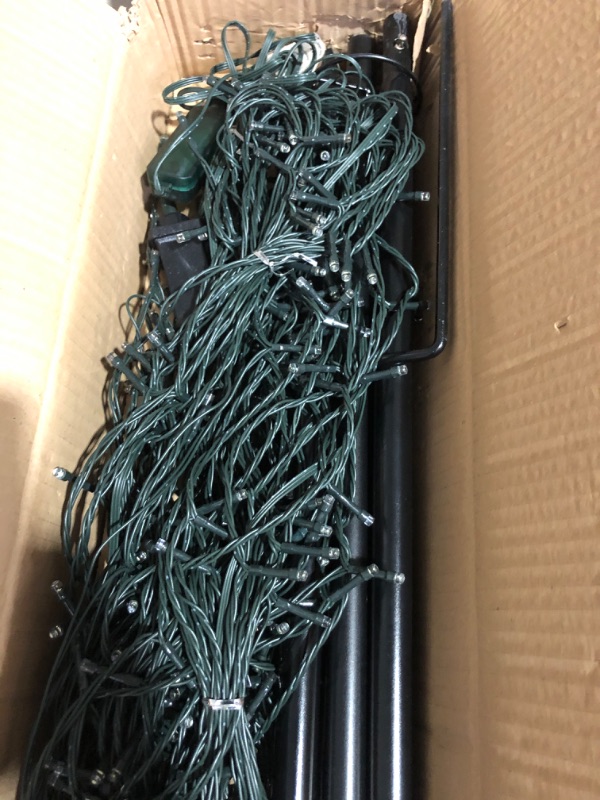 Photo 1 of * see images * 
Flacchi Christmas Lights Outdoor with 10ft Pole - 404 LED Star String Lights with Remote 10 Lighting Modes Waterproof 