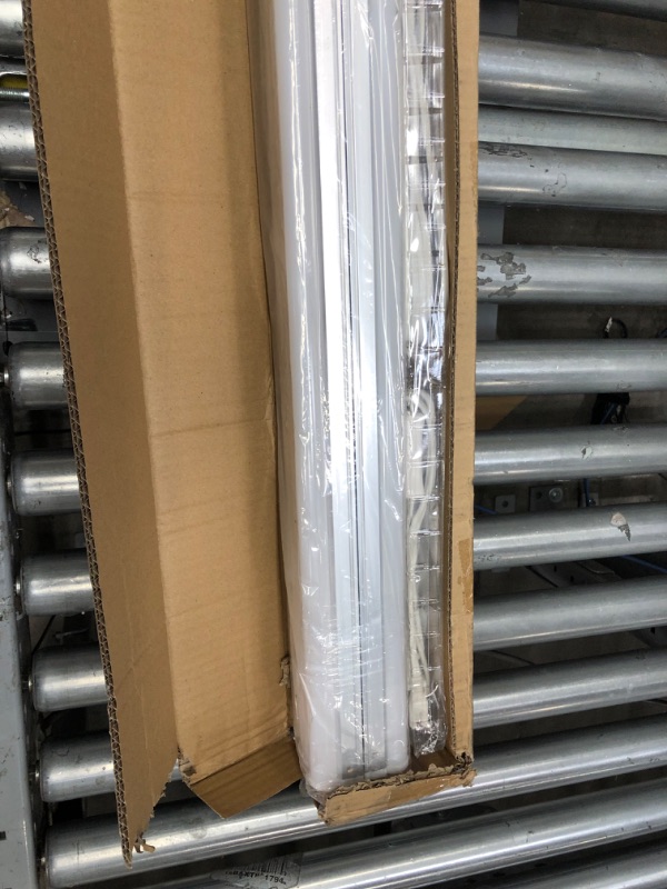 Photo 1 of (Pack of 8) Barrina LED T5 Integrated Single Fixture, 4FT, 2200lm, 6500K (Super Bright White), 20W, Utility Shop Light, Ceiling and Under Cabinet Light, ETL Listed, Corded Electric with ON/Off Switchs