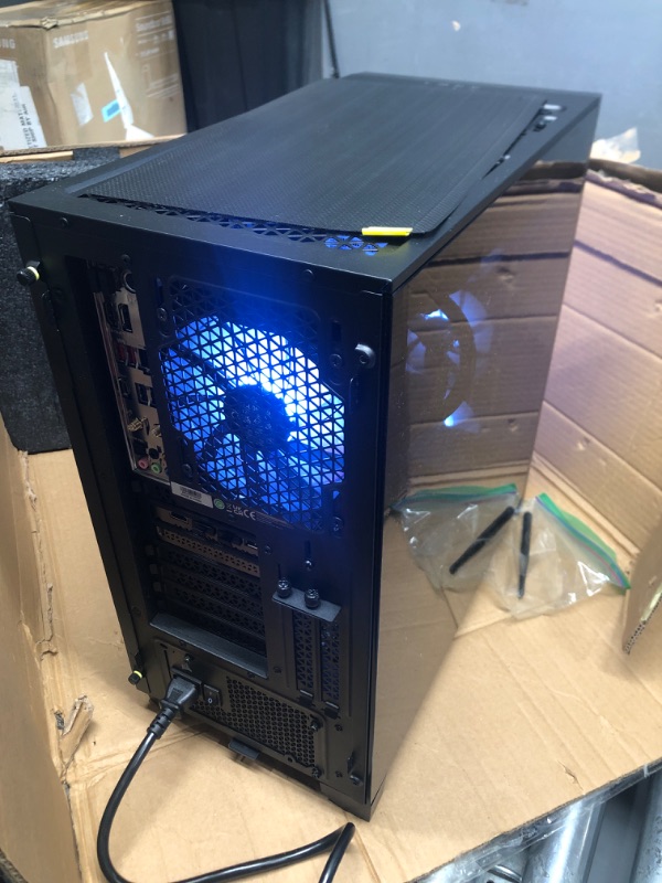 Photo 2 of Corsair Vengeance i7400 Series Gaming PC - Liquid Cooled Intel® Core™ i7 13700K CPU - NVIDIA® GeForce RTX™ 4070 Graphics - 32GB Vengeance RGB DDR5 5600MHz Memory - 1TB M.2 NVMe SSD - Black 4000 Series GPU (2023) i7400 i7-13700K / 4070