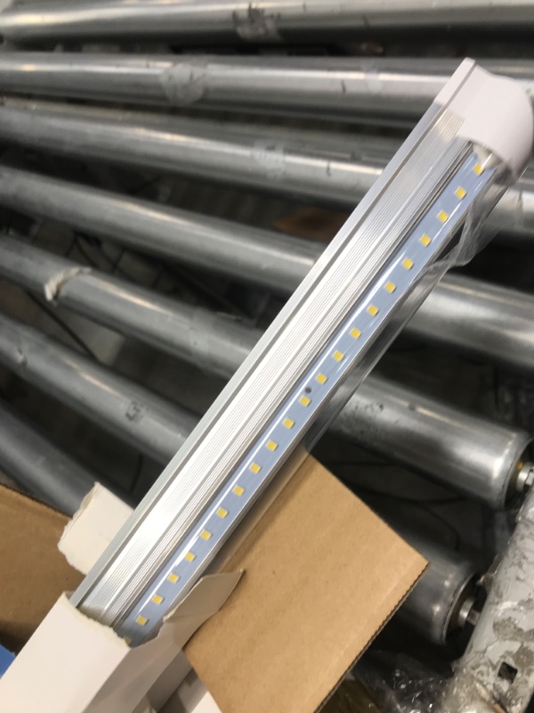 Photo 2 of CNSUNWAY 4FT LED Shop Light, 40W 5200LM 6500K Super Bright T8 LED Tube Light, V Shape, High Output, Linkable 4' LED Shop Lights for Garage, Workshop, Warehouse, Clear Cover, ETL Listed (6 Pack)
