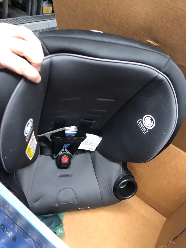 Photo 1 of Cosco Onlook 2-in-1 Convertible Car Seat, Rear-Facing 5-40 pounds and Forward-Facing 22-40 pounds and up to 43 inches, Black Arrows
