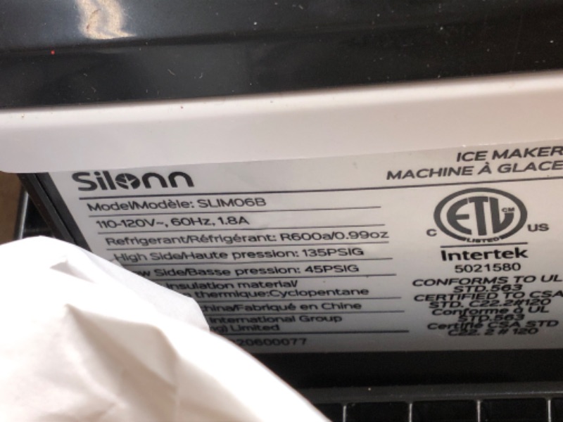 Photo 3 of * not functional * sold for parts/repair * 
Silonn Countertop Ice Maker Machine with Handle, Portable Ice Makers Countertop, Makes up to 27 lbs. of Ice Per Day