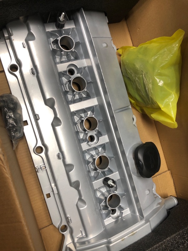 Photo 2 of MITZONE N54 Upgraded Aluminium Valve Cover kit Compatible with BMW 335i 535i x6 z4 740Li 3.0L with Turbo Replace 11127565284