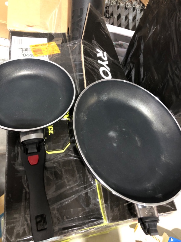 Photo 2 of * used * see all images for damage * 
Ballarini Click & Cook 2-pc Nonstick Fry Pan Set, Made in Italy 8" & 11" Black