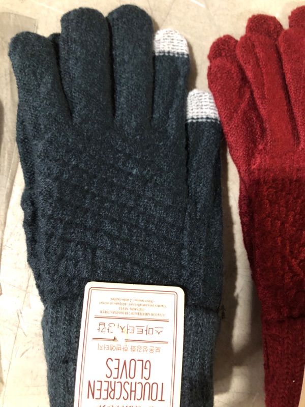 Photo 5 of 3 Pack Winter Gloves Women, Winter Touchscreen Gloves, Fashion Knit Warm Women's Winter Gloves with Thickened Wrist Cuff