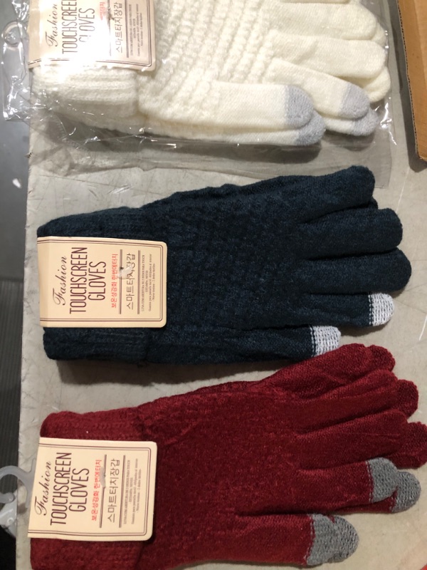 Photo 4 of 3 Pack Winter Gloves Women, Winter Touchscreen Gloves, Fashion Knit Warm Women's Winter Gloves with Thickened Wrist Cuff