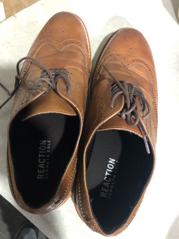 Photo 3 of * used * see images *
Kenneth Cole REACTION Men's Clyde Flex Lace Up Oxford Shoes 10.5 Cognac