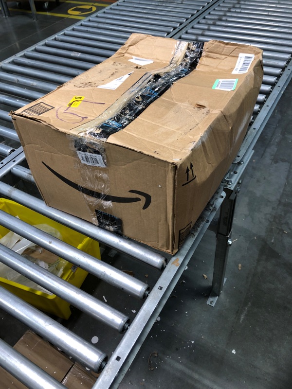 Photo 1 of STHang-D Boat Universal T-Top Center Console Cover, Protecting Boat Center Console and Helm Seat, Trailerable(84" L 61" W 85" H) XL:84" L 61" W 85" H