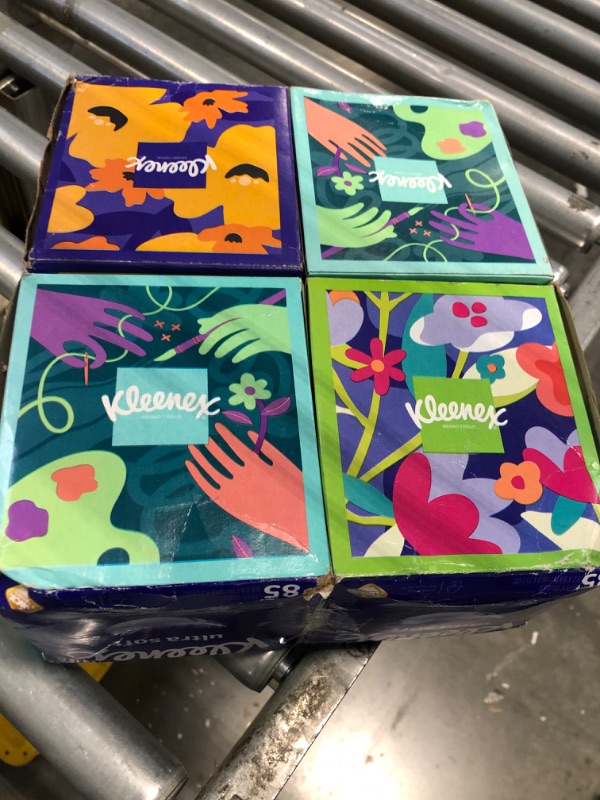 Photo 1 of Kleenex Ultra Soft Facial Tissues, 65 Count (Pack of 4) (260 Total Tissues) 1