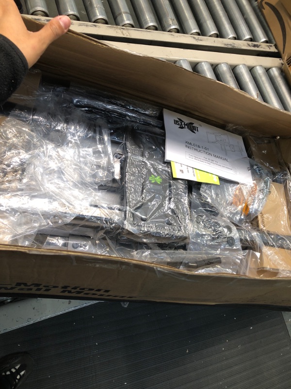 Photo 1 of USX MOUNT Full Motion TV Wall Mount Bracket fits for 32-90" TVs Holds up to 150lbs with Sliding Design for TV Centering, Swivel, Tilt, Max VESA 600x400mm, Arms for 16", 18", 24" Studs