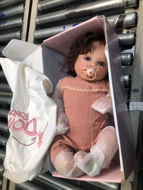 Photo 2 of Aori Lifelike Reborn Baby Dolls - Realistic Baby Doll 22 inch Newborn Girl Doll 