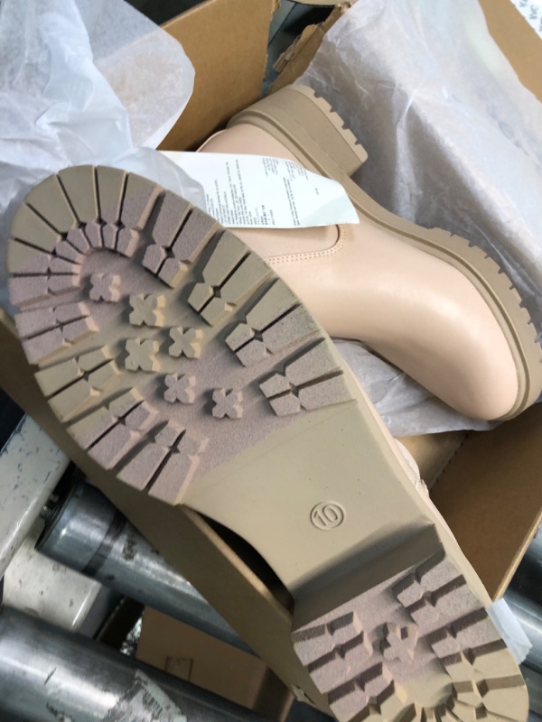 Photo 1 of Amazon Essentials Women's Combat Chelsea Boot 10 Blush